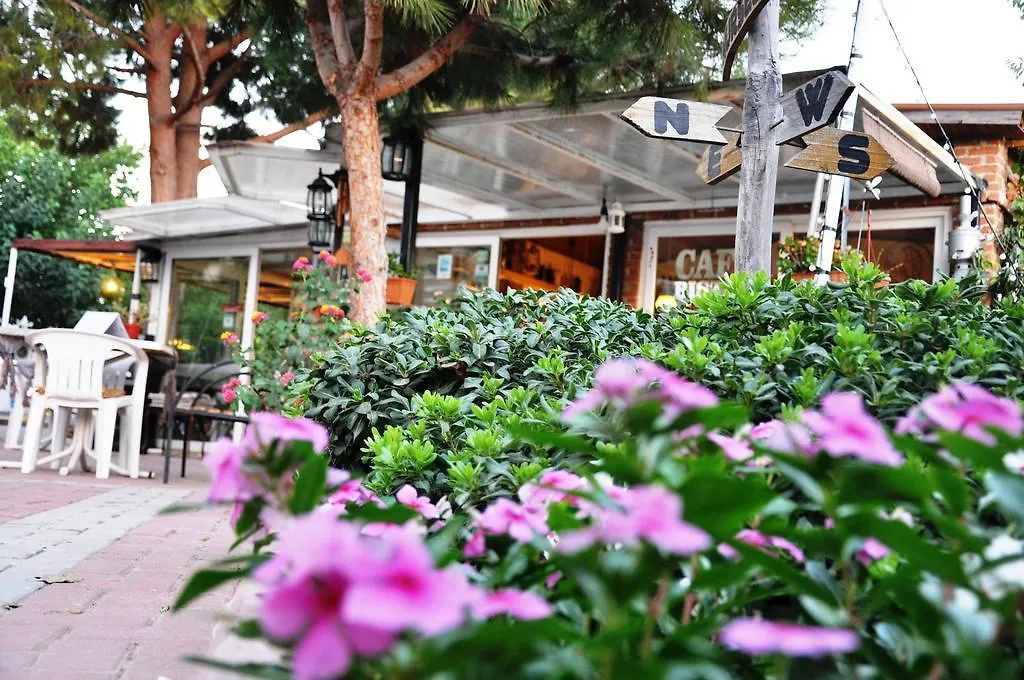 穆尔塞裴森花园酒店 库萨达斯