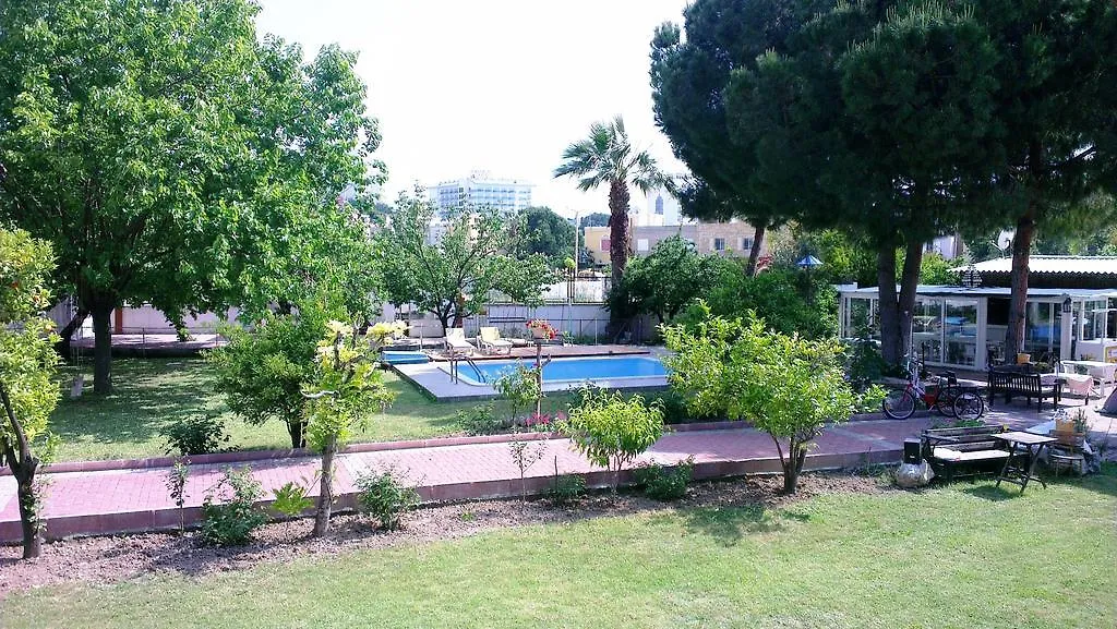 Privatunterkunft Mursel Pension Garden Hotel Kusadası